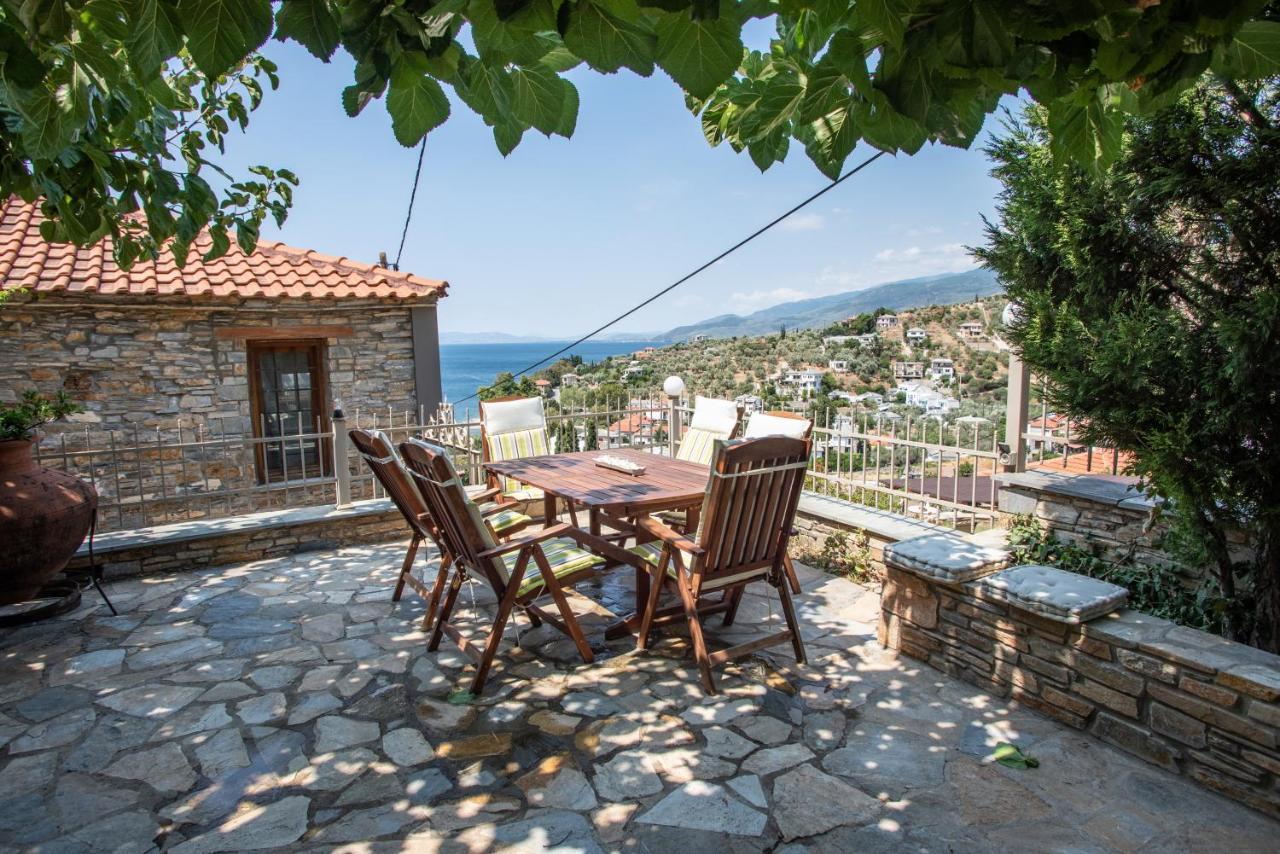 Villa ¨Με Θέα Το Ηλιοβασίλεμα¨ Áfissos Exterior foto